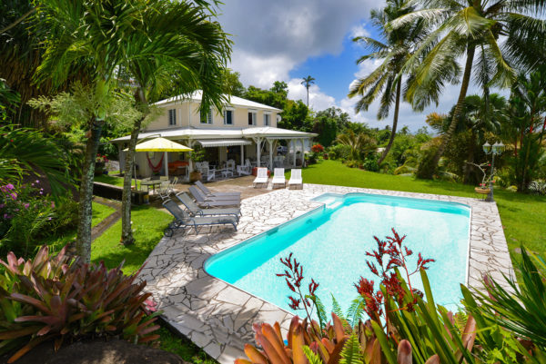 Villa Martinique le Lamentin Roche Volcanique